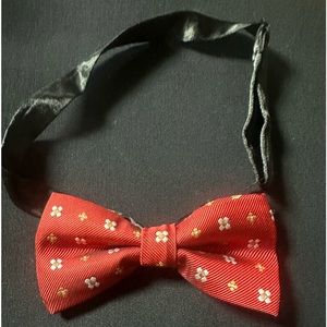 💥 $5 if bundled- Men’s Bow Tie Red with White and Orange accents NWT